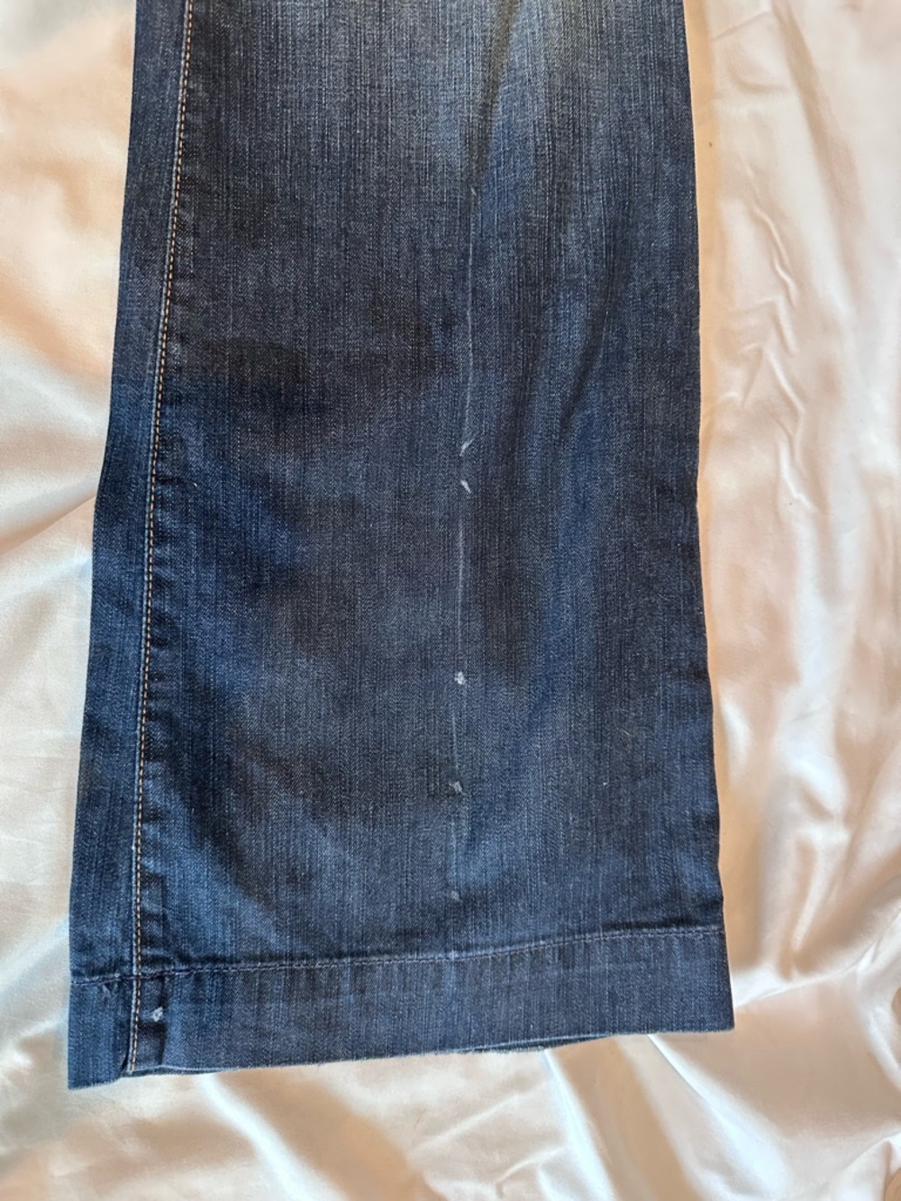 Vintage 7 For All Mankind Indigo Bootcut Jeans with Contrast Pocket Stitching - Picture 3 of 7
